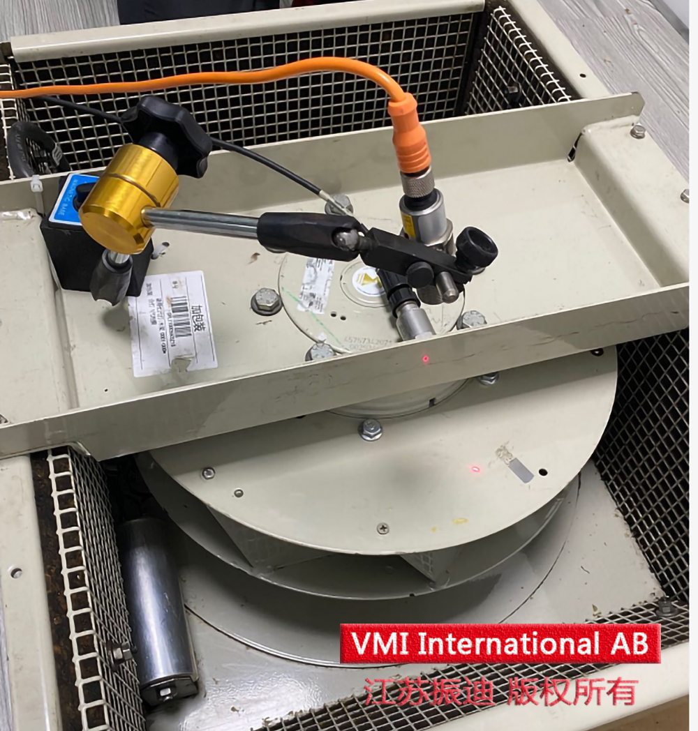 CXB多功能現(xiàn)場動平衡儀解決三倍速機電風(fēng)機故障故障！